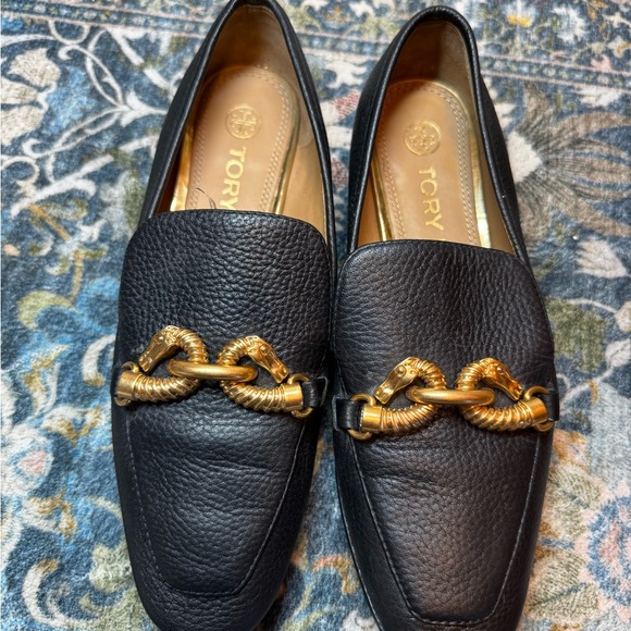 Tory Burch Black Loafers with Gold Chain Detail - Picture 5 of 10